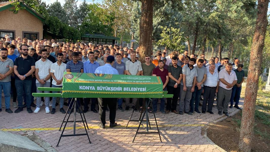 Okul yolunda can veren Osman Talha’ya Konya’da acı veda 7